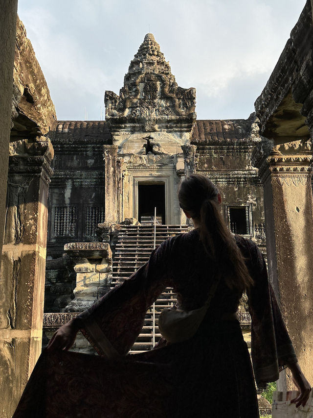 🏯 Visiting Angkor Wat: Essential Tips & Tricks for First-Timers