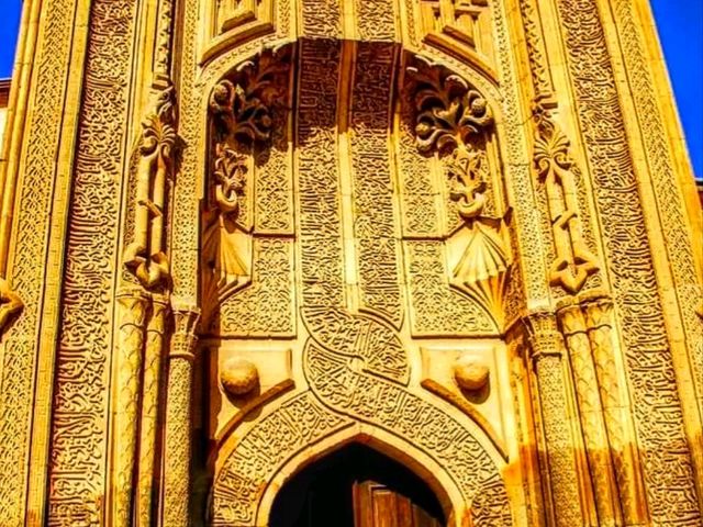 🏛️ İnce Minare Museum – A Masterpiece of Seljuk Stonework