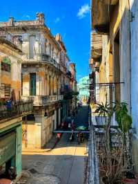 🌆 Old Havana – A Living Museum of History and Culture 🇨🇺