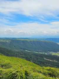 阿蘇五岳と外輪山を一望する、天空の大パノラマ