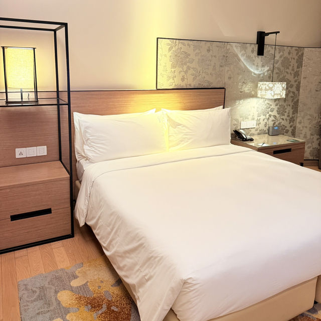 มาระยองต้องพัก Holiday INN