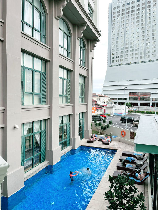 Hotel Majestic: Luxurious Boutique Stay with Top-Class Facilities