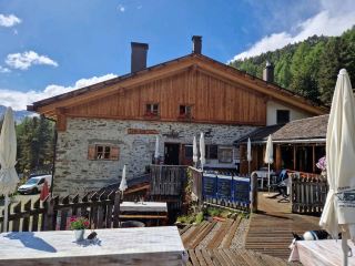 ที่จอดรถฟอนตานิโน