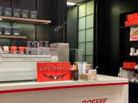 인텔리젠시아 커피 도시의 한복판에서 만나는 조용한 리듬