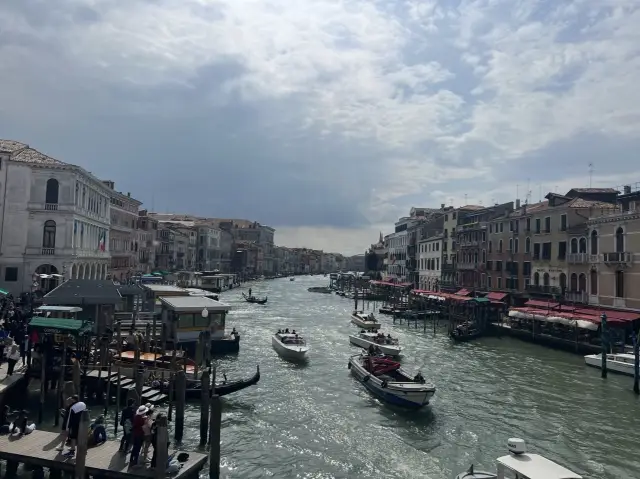 Bridge of Sighs and Timeless Canals in Venice