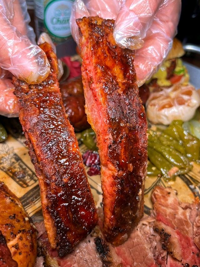 福田隱藏版BBQ餐廳，18小時果木慢燻美味爆發