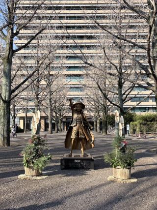 Let's go meet Luffy's friends!