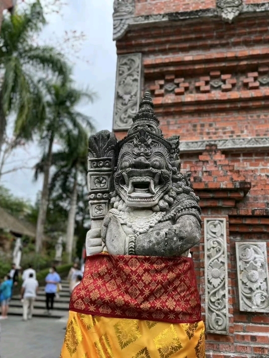 Bali Village — A Tropical-Themed Cultural Space in Hainan