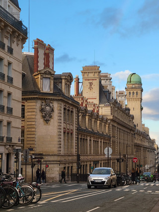 A Casual Paris Stroll: A Collision of Avant-Garde and Historical Souls.