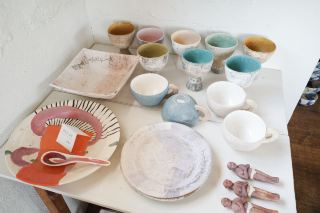 🌿【沖縄・宜野湾】暮らしを彩る器探し。「mofgmona（モフモナ）」で見つける“自分だけのやちむん”✨​