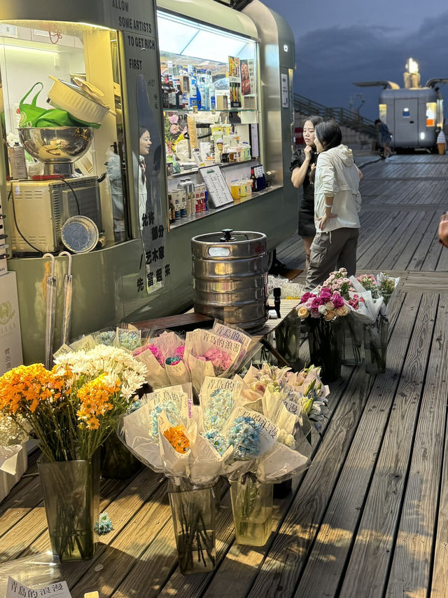 A Magical Night Walk around Qingdao Olympic Sailing and Marine Cultural Tourism Area