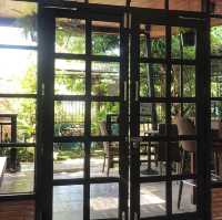 Sayang Secrets Cafe คาเฟ่สายชิลล์ สายบุรี