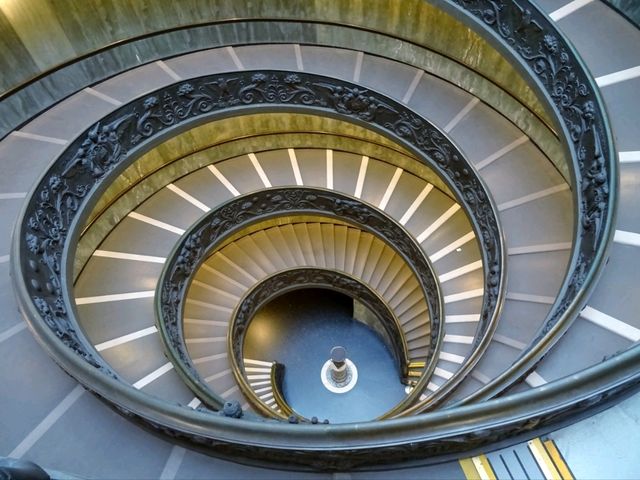 Rome's Vatican Museums: Artistic Majesty