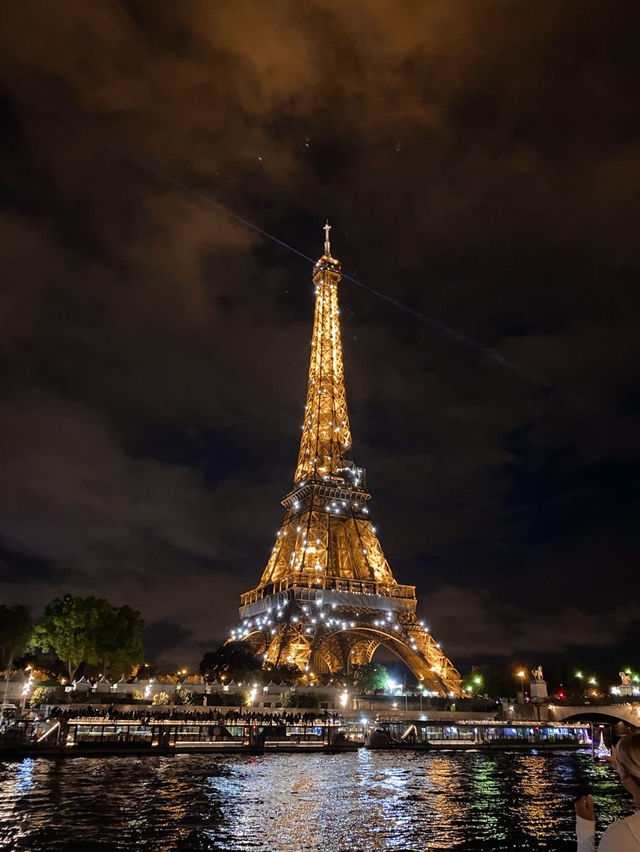 Parisian Elegance: City of Lights🇫🇷🥖
