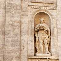 This church with elegant ceiling and designs is free to enter in Rome!
