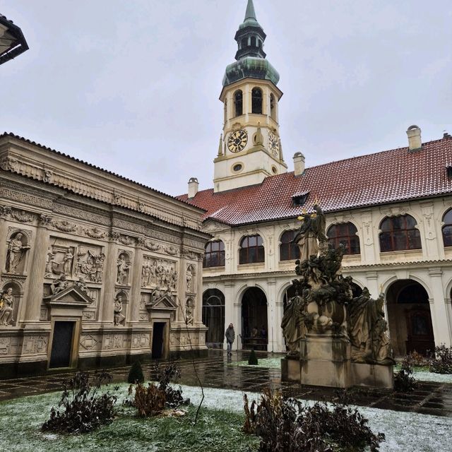 Must see: Loreta Church in Prague