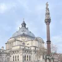 Iconic Views: Touring London’s Landmarks