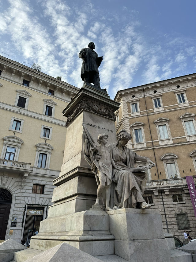 Strolling from Campo de’ Fiori to Ponte Sant’Angelo: A Roman Walk Through History & Charm 