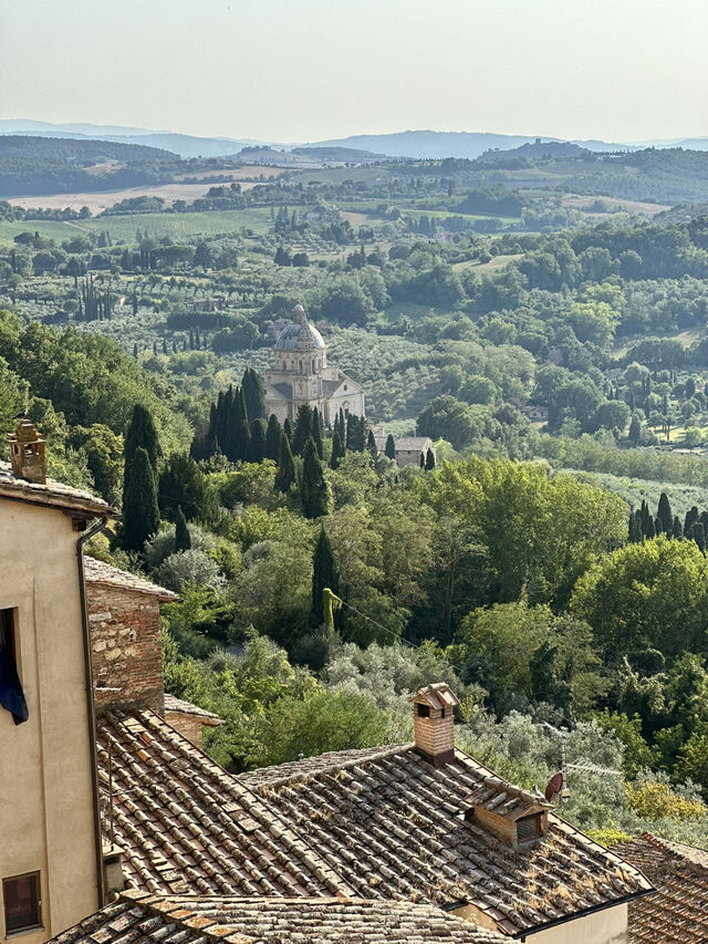Siena’s Sun-Kissed Views & Cultural Gems in Montepulciano