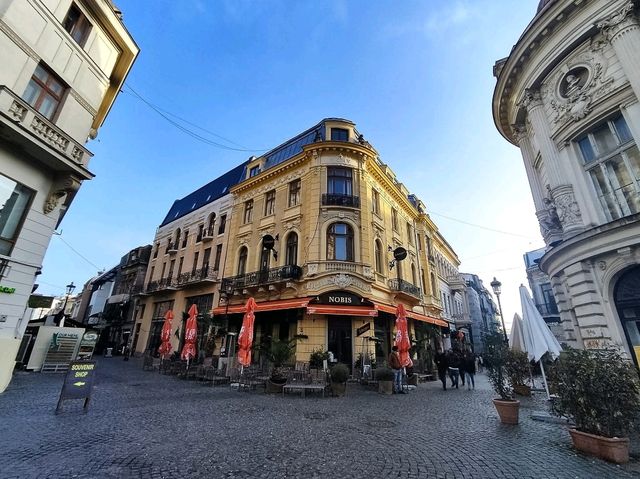 Bucharest: Between Past and Future 🌆
