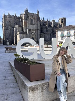 สถานที่พักผ่อนแสนหวาน: ร้านเบเกอรี่ระดับตำนานแห่งเมือง Guarda 🥐