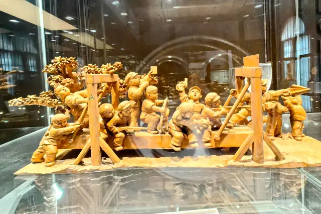 Shanghai Boxwood Carving | Shanghai Museum of Arts and Crafts (1566)