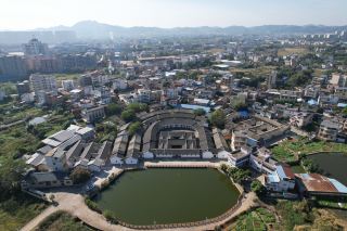 The Malu Xia Dawang House is located in the Xijiao community of Xingning, Guangdong