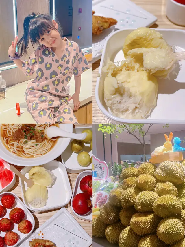 Having a laid-back holiday at a hot spring resort and freely enjoying durian is so delightful!!!