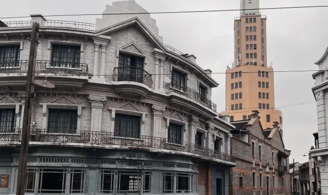 穿越上海影視樂園魔都打卡