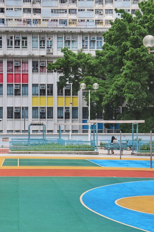 香港新晋網紅打卡地，彩虹村色彩撲面而來