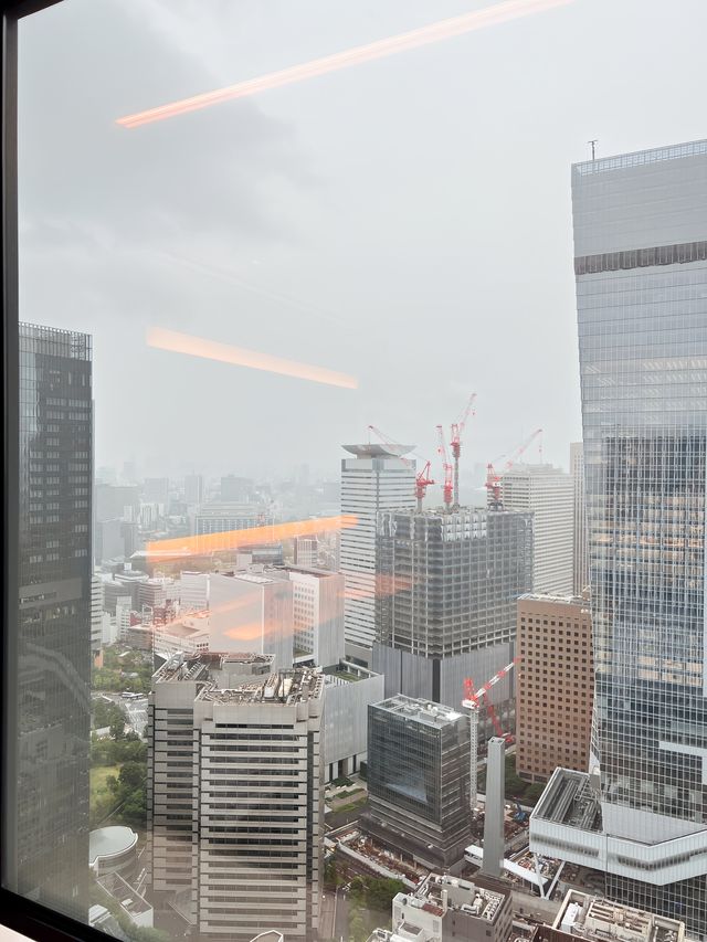 東京艾迪遜｜仿彿在熱帶雨林裡的奢華酒店