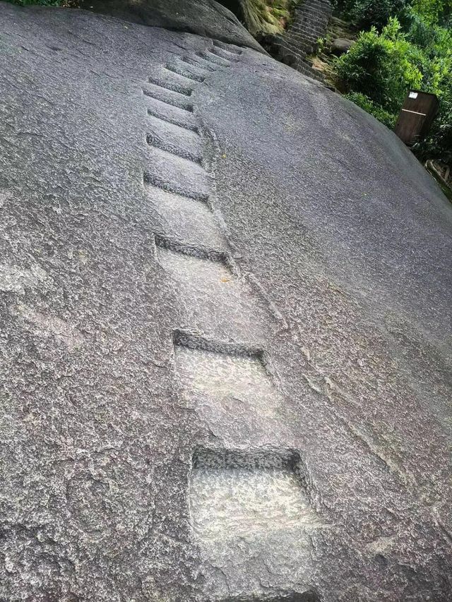 漳州雲岩洞｜隱藏在城市中的自然奇觀