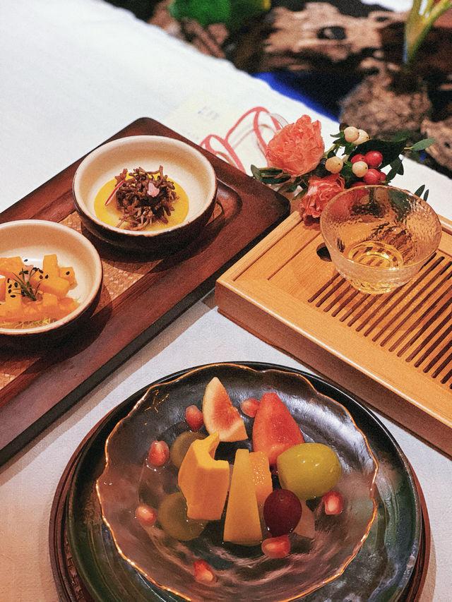 I would like to recommend the "Ye Ye Bodhi" Cang Lan Jue same style fairyland dining experience to everyone who visits Hangzhou.