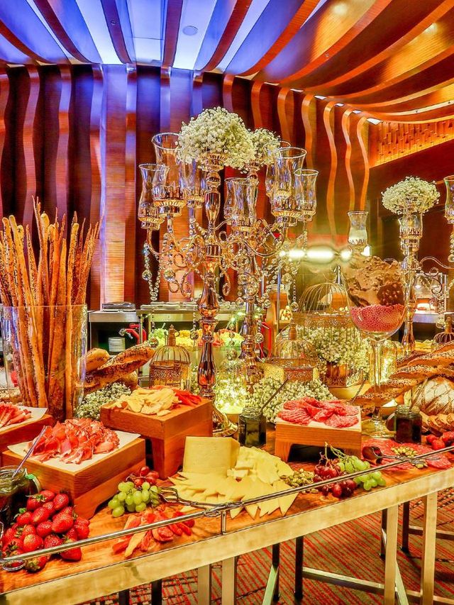 🌟✈️ Luxe Manila Stays: Marriott Magic! 🛎️🍽️