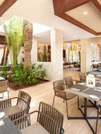 🌴 Canary Islands Oasis: Stay in Style at Hotel Riu 🏖️