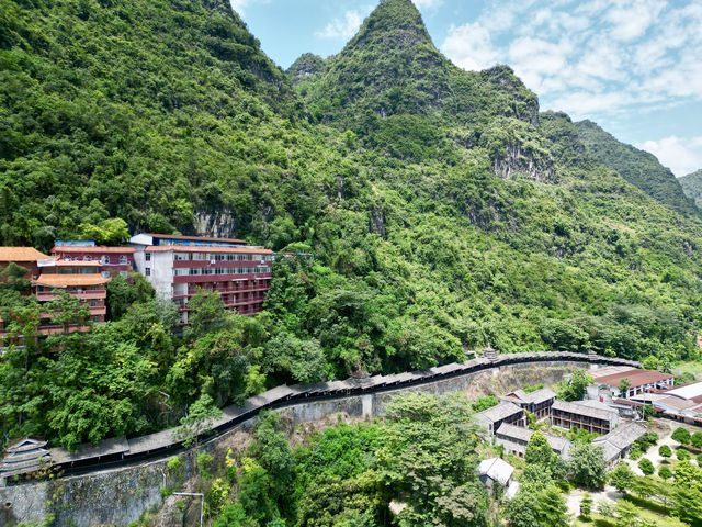 馬山縣靈陽寺