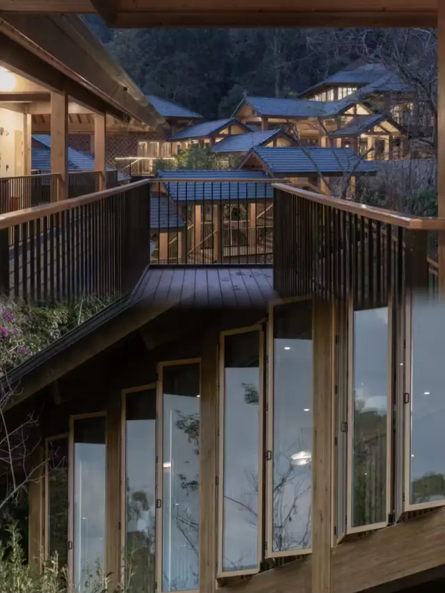 Experience the charm of ethnic minorities with your children during the summer vacation by staying in an ancient Dai village