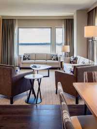 🌟 Seattle's Scenic Sleeps: Hyatt Regency Lake Washington 🌟