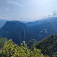 巴人河