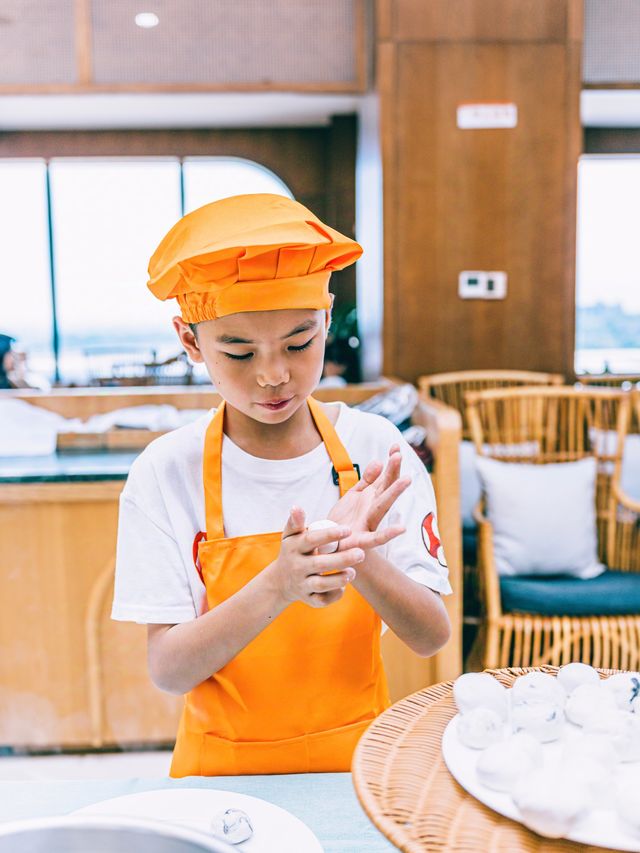 峨眉山親子遊，把握夏天尾聲自由玩水！