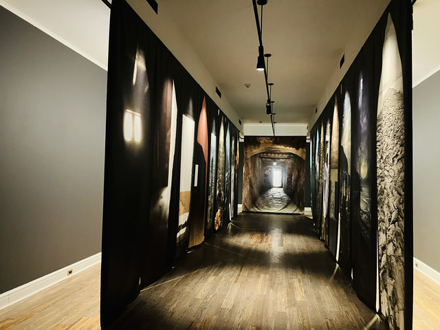 打卡多倫多大學藝術中心。