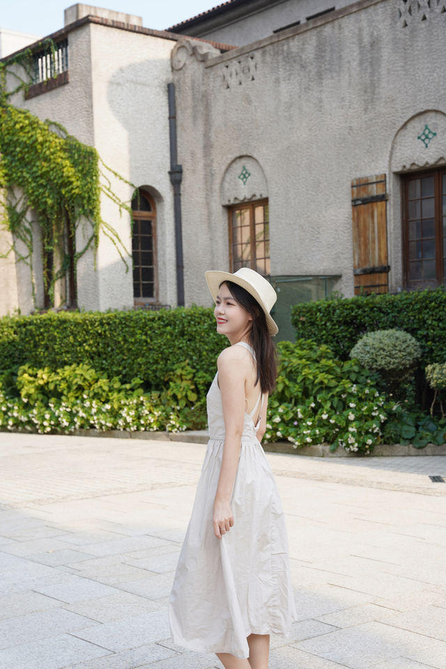 不在歐洲在上海，屬於上海的 Tiffany 藍！。
