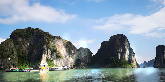 洞海：探索神秘的海底世界。