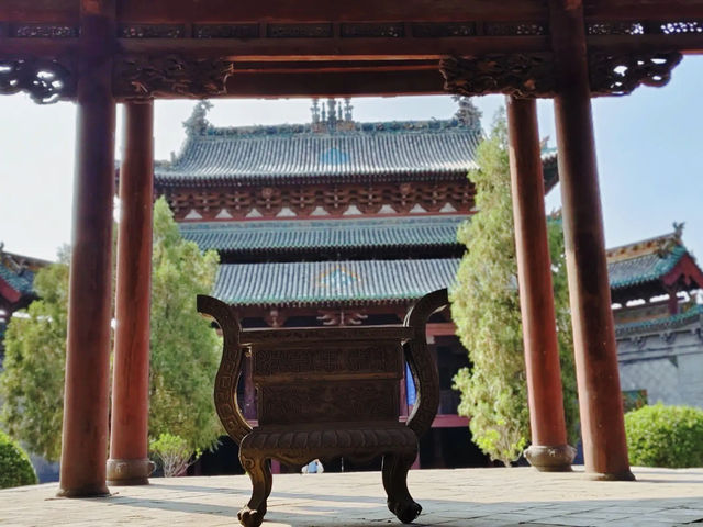 打卡山西介休袄神樓。
