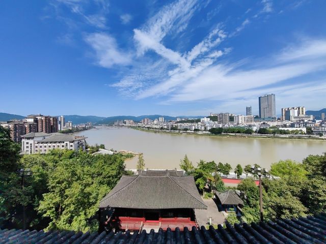 四川廣元皇澤寺︱來看女皇武則天真容。