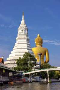 Discovering Bangkok's Giant Buddha: 5 Essential Tips