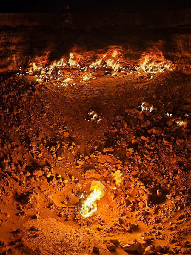 "Darvaza Gas Crater: The Gate of Hell"