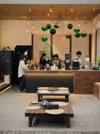 深圳新店｜活力滿滿的多巴胺天台咖啡室。