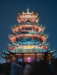 Hong’en Temple in Chongqing: A Breathtaking Experience of Traditional Chinese Aesthetics!