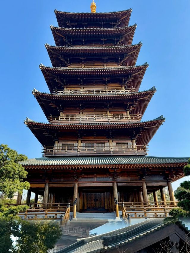 來美麗上海我的家，體驗寺廟的神秘韻味